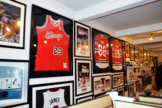 Authenticated vs. Non-Authenticated Sports Memorabilia: What Every Collector Should Know