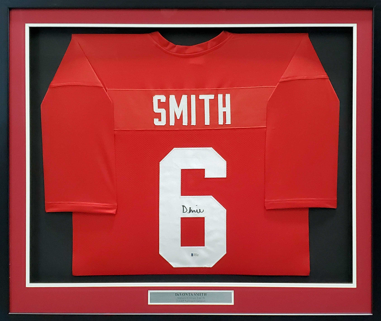 DeVonta Smith Signed Alabama Crimson Tide Framed Red Jersey – BAS COA