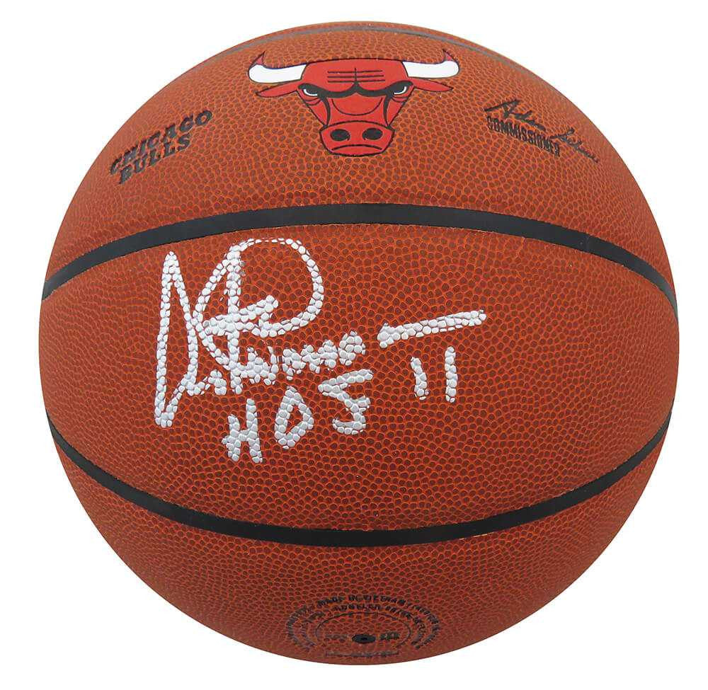 Artis Gilmore Signed Wilson Chicago Bulls Logo NBA Basketball w/HOF'11 - Schwartz Authenticated