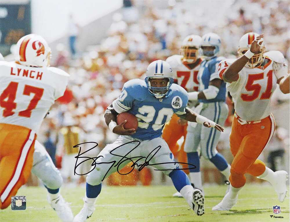 Barry Sanders Signed Detroit Lions Action vs Buccaneers 16x20 Photo - Schwartz Authenticated