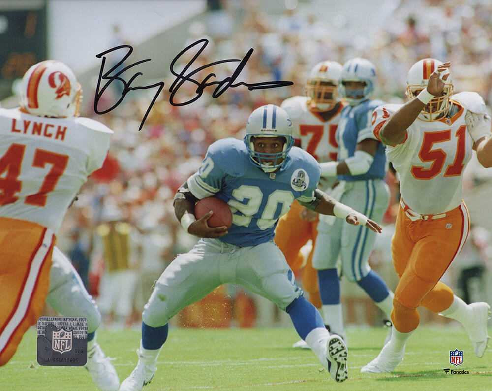 Barry Sanders Signed Detroit Lions vs Tampa Bay Bucs Action 8x10 Photo - Schwartz Authenticated