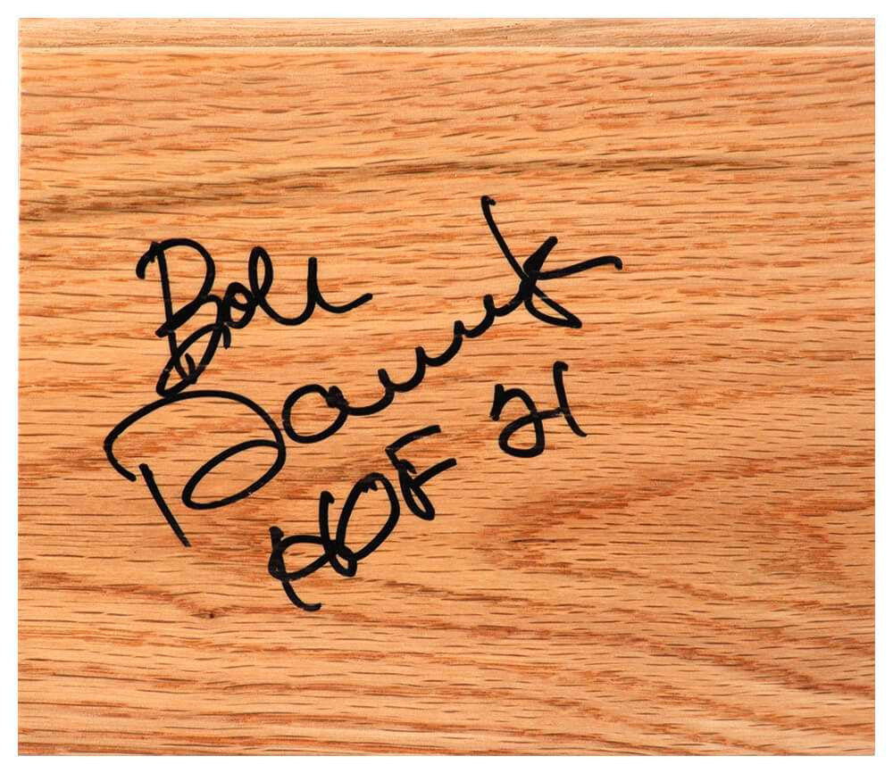 Bob Dandridge Signed 5×6 Floor Piece w/HOF'21