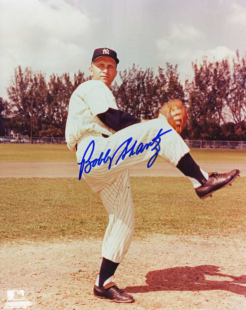 Bobby Shantz Signed New York Yankees Pitching Wind Up 8x10 Photo - Schwartz Authenticated