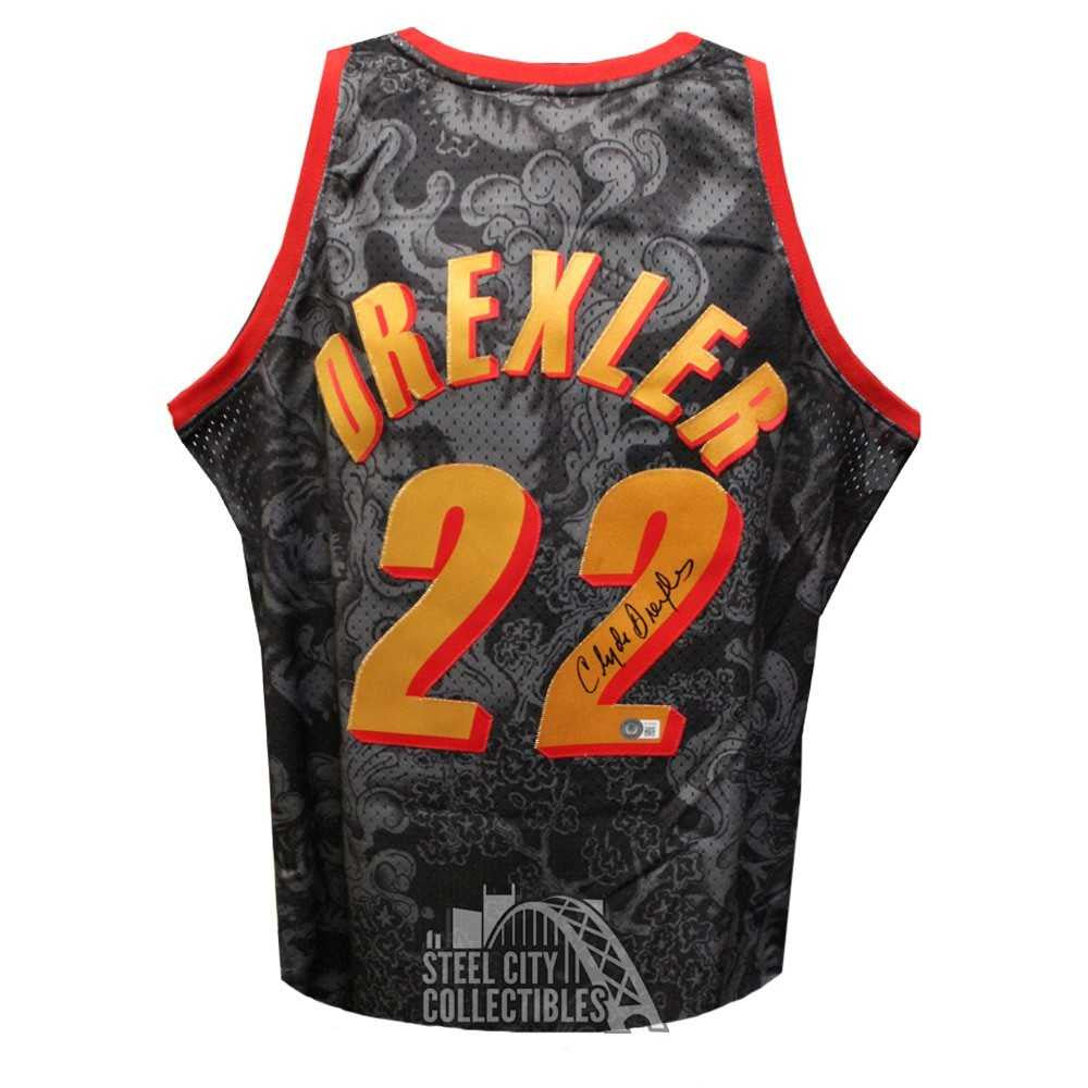 Clyde Drexler Autographed Portland Mitchell & Ness Black XL Basketball Jersey - BAS
