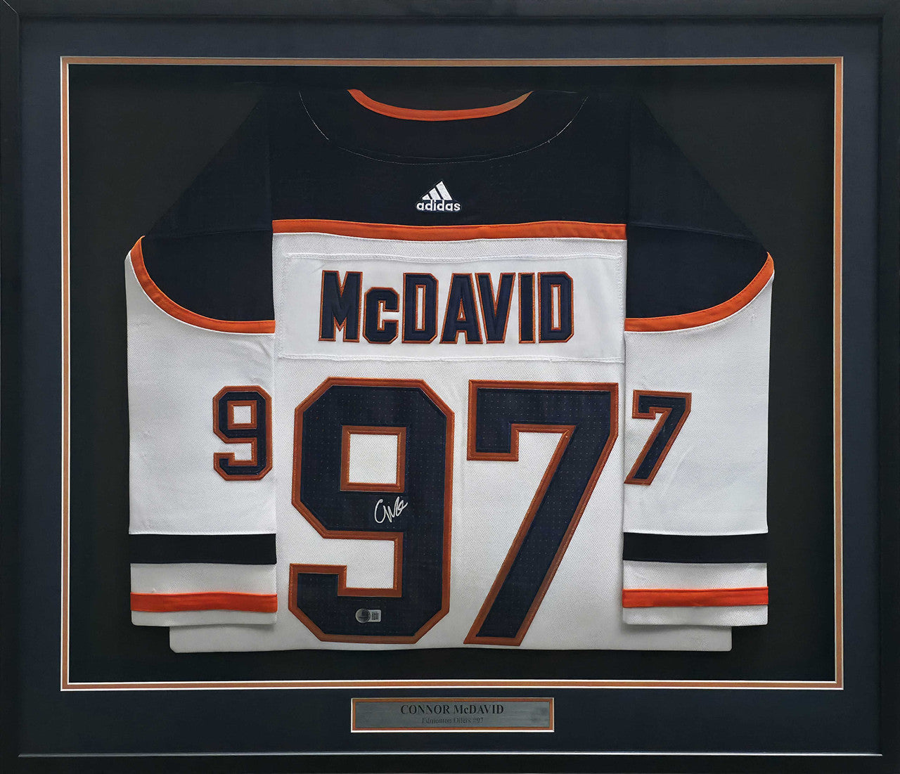 Connor McDavid Signed Framed White Oilers Adidas Jersey – Beckett BAS QR