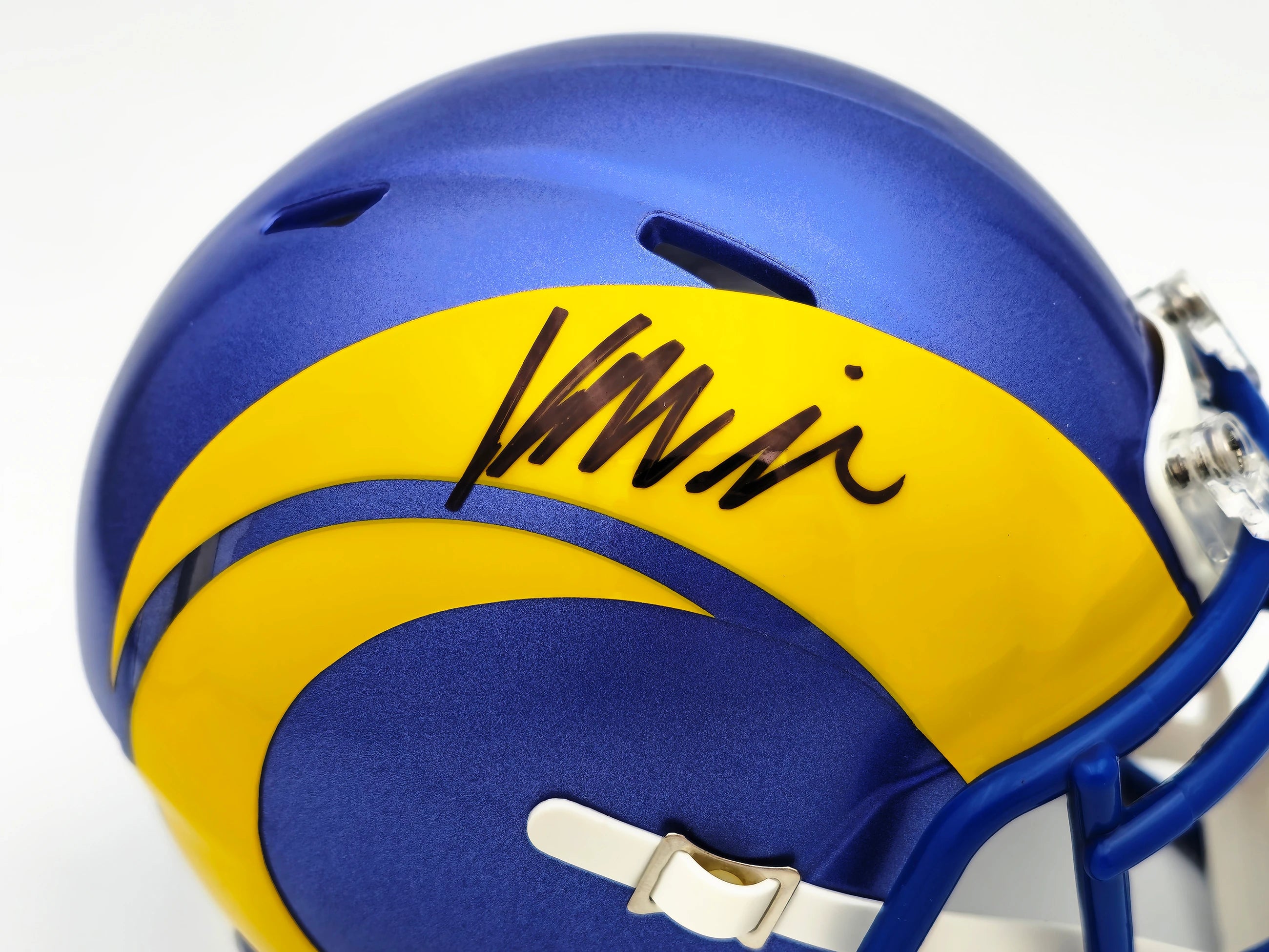 Kyren Williams Autographed Los Angeles Rams Blue Speed Mini Helmet - Beckett BAS Witnessed Authenticated