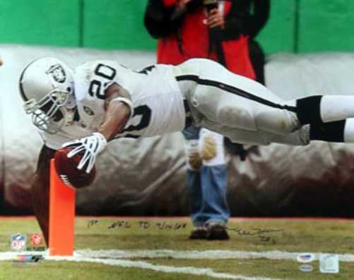 Darren McFadden Autographed 16x20 Photo Oakland Raiders "1st NFL TD 9/14/08" PSA/DNA Stock