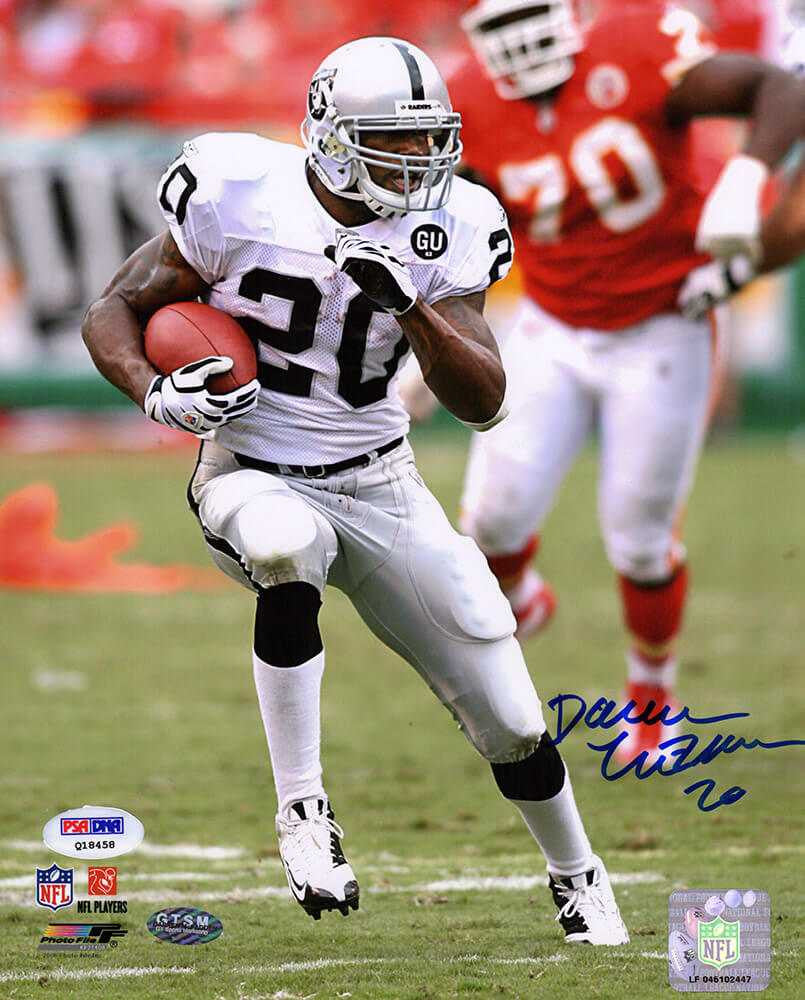 Darren McFadden Signed Raiders White Jersey vs Chiefs Action 8x10 Photo - (PSA)