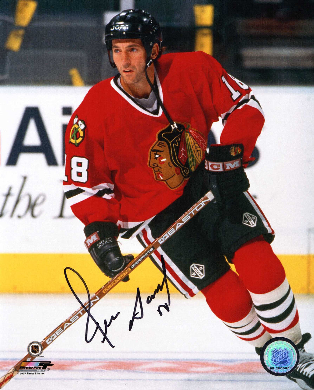 Denis Savard Signed Chicago Blackhawks Action 8x10 Photo - Schwartz Authenticated