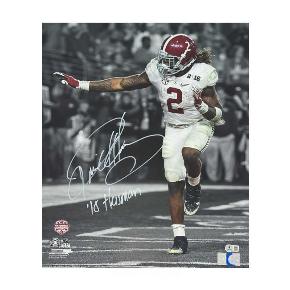 Derrick Henry ’15 Heisman Autographed Alabama 16x20 Football Photo (White Ink, Light Gray Background) – Beckett BAS COA