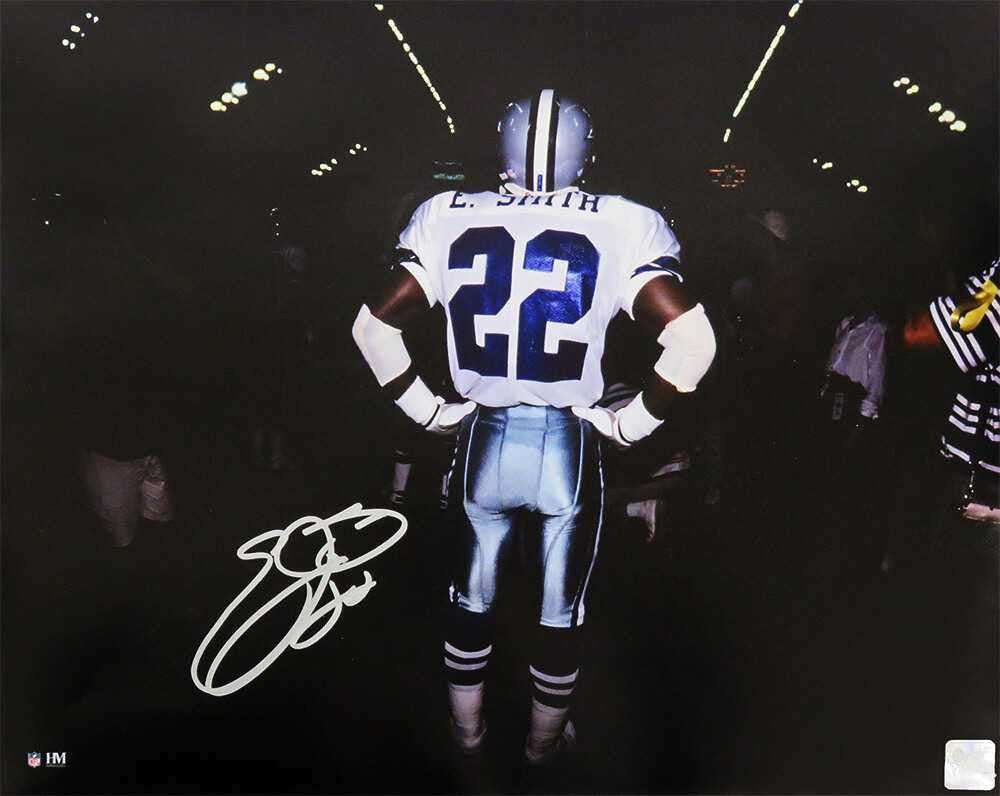 Emmitt Smith Signed Dallas Cowboys Tunnel Pre-Game 16x20 Photo - Schwartz Authenticated
