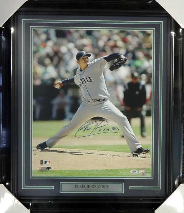 Felix Hernandez Autographed Framed 16x20 Photo Seattle Mariners "King Felix" PSA/DNA Stock #98088