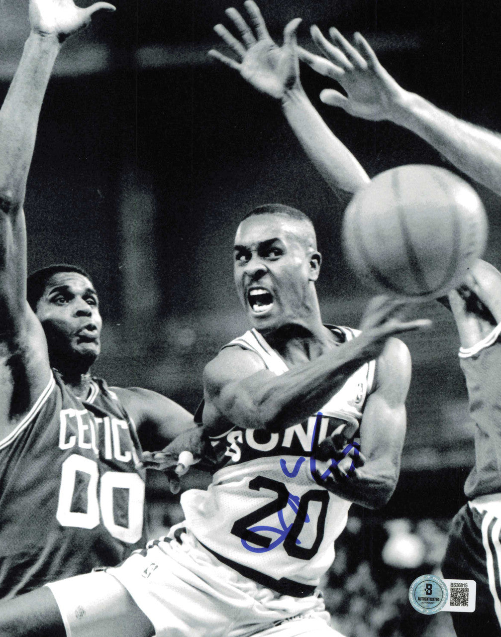 Gary Payton Autographed 8x10 Photo Seattle Supersonics Beckett BAS QR #BS36815