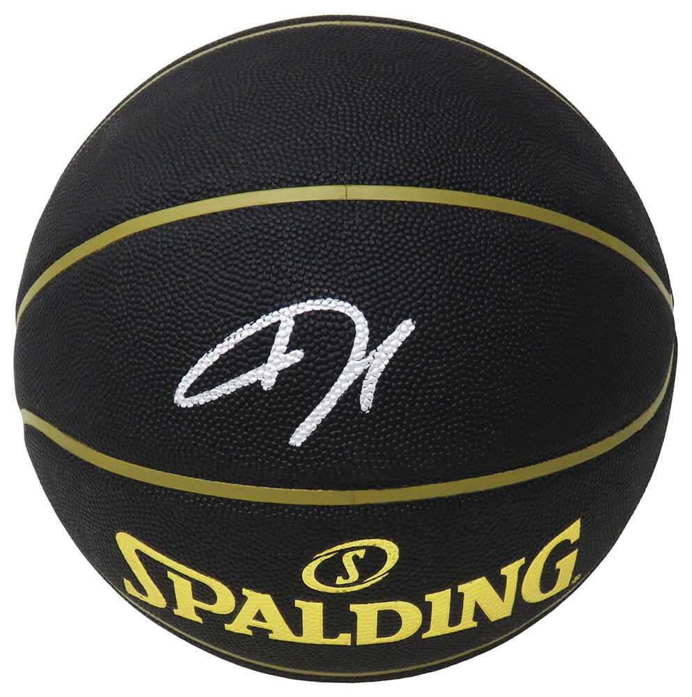 Giannis Antetokounmpo Signed Spalding Elevation Black Basketball – Schwartz COA