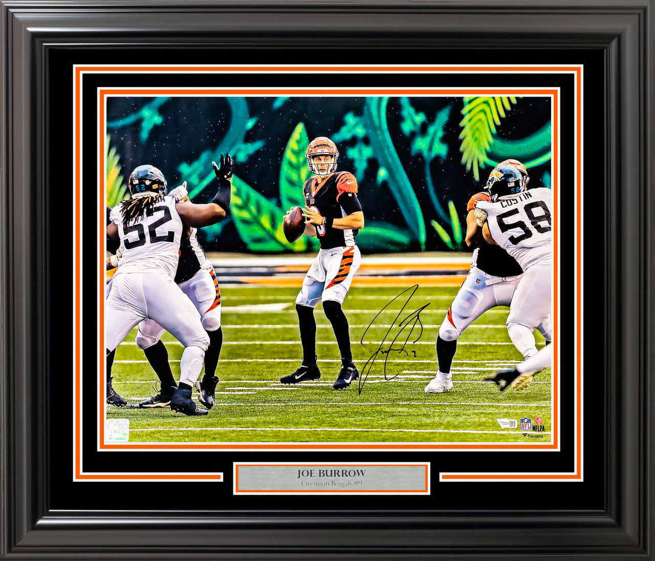 Joe Burrow Autographed Framed 16x20 Photo Cincinnati Bengals Fanatics Holo