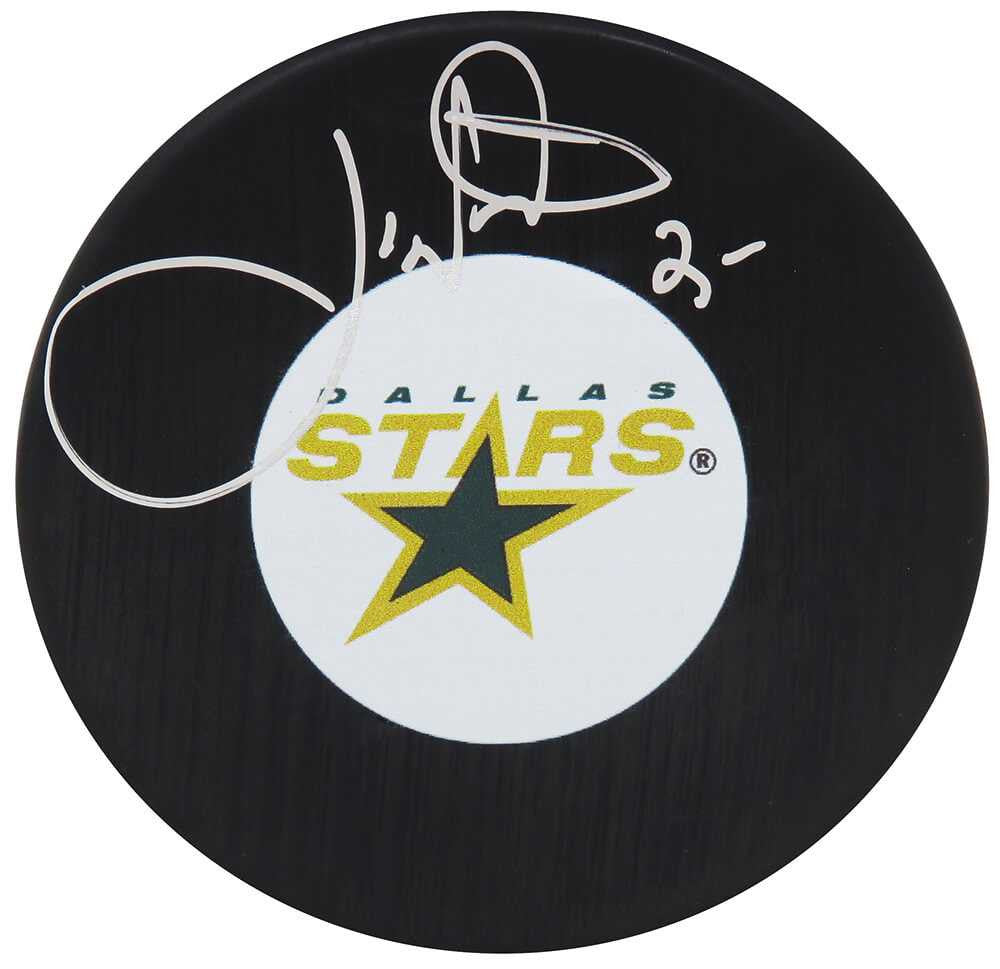 Joe Nieuwendyk Signed Dallas Stars Logo Hockey Puck - Schwartz Authenticated