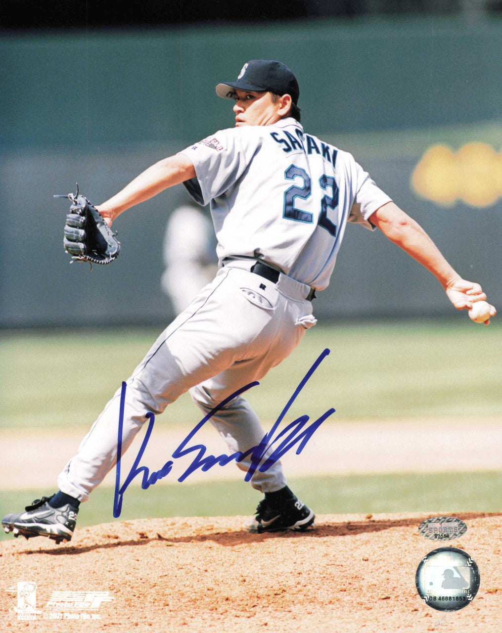 Kazuhiro Sasaki Autographed 8x10 Photo Seattle Mariners MCS Holo #87556