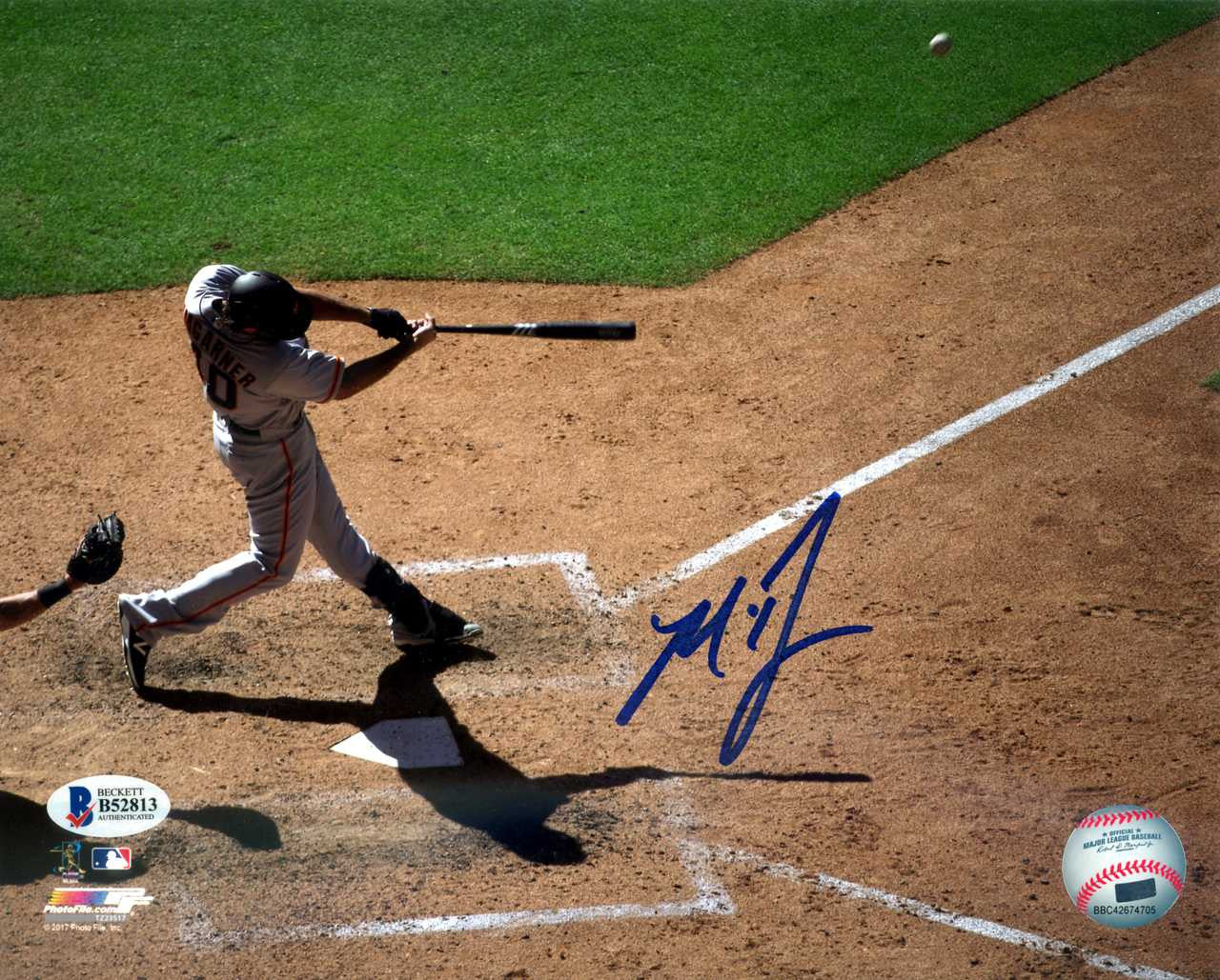 Madison Bumgarner Autographed 8x10 Photo San Francisco Giants Beckett BAS Stock #122359