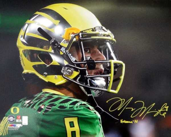 Marcus Mariota Autographed 16x20 Photo Oregon Ducks "Heisman '14" MM Hologram