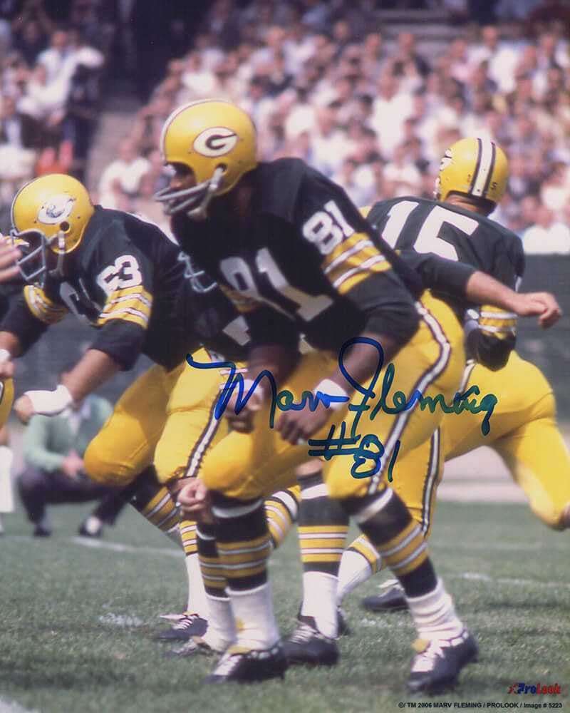 Marv Fleming Signed Green Bay Packers Green Jersey Action 8x10 Photo - Schwartz Authenticated