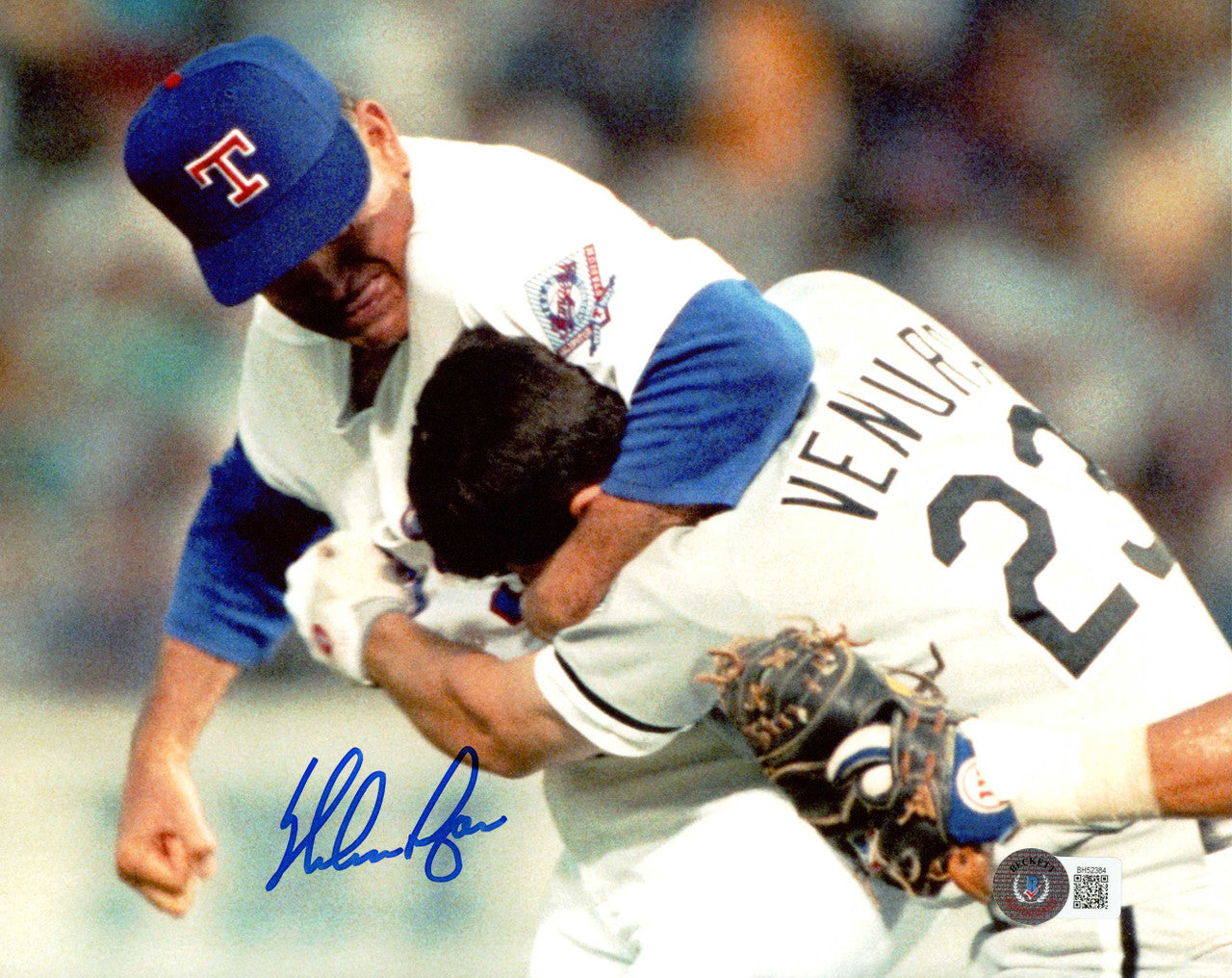 Nolan Ryan Autographed 8x10 Photo Texas Rangers Fight vs. Robin Ventura Beckett BAS QR