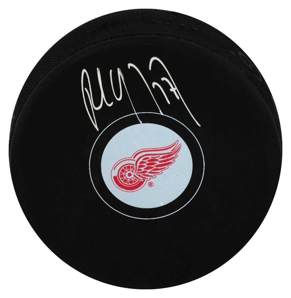 Paul Coffey Signed Detroit Red Wings Logo Hockey Puck - Schwartz Authenticated