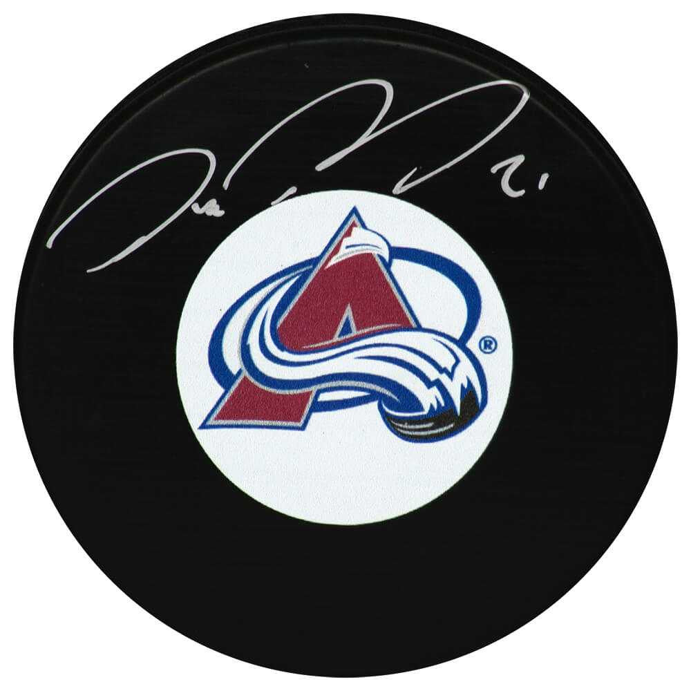 Peter Forsberg Signed Colorado Avalanche Logo Hockey Puck - Schwartz Authenticated