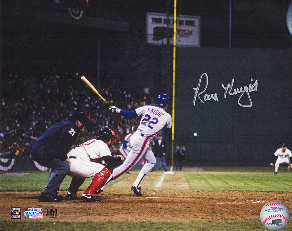 Ray Knight Signed New York Mets 1986 Wold Series Batting Action 8x10 Photo - Schwartz Authenticated