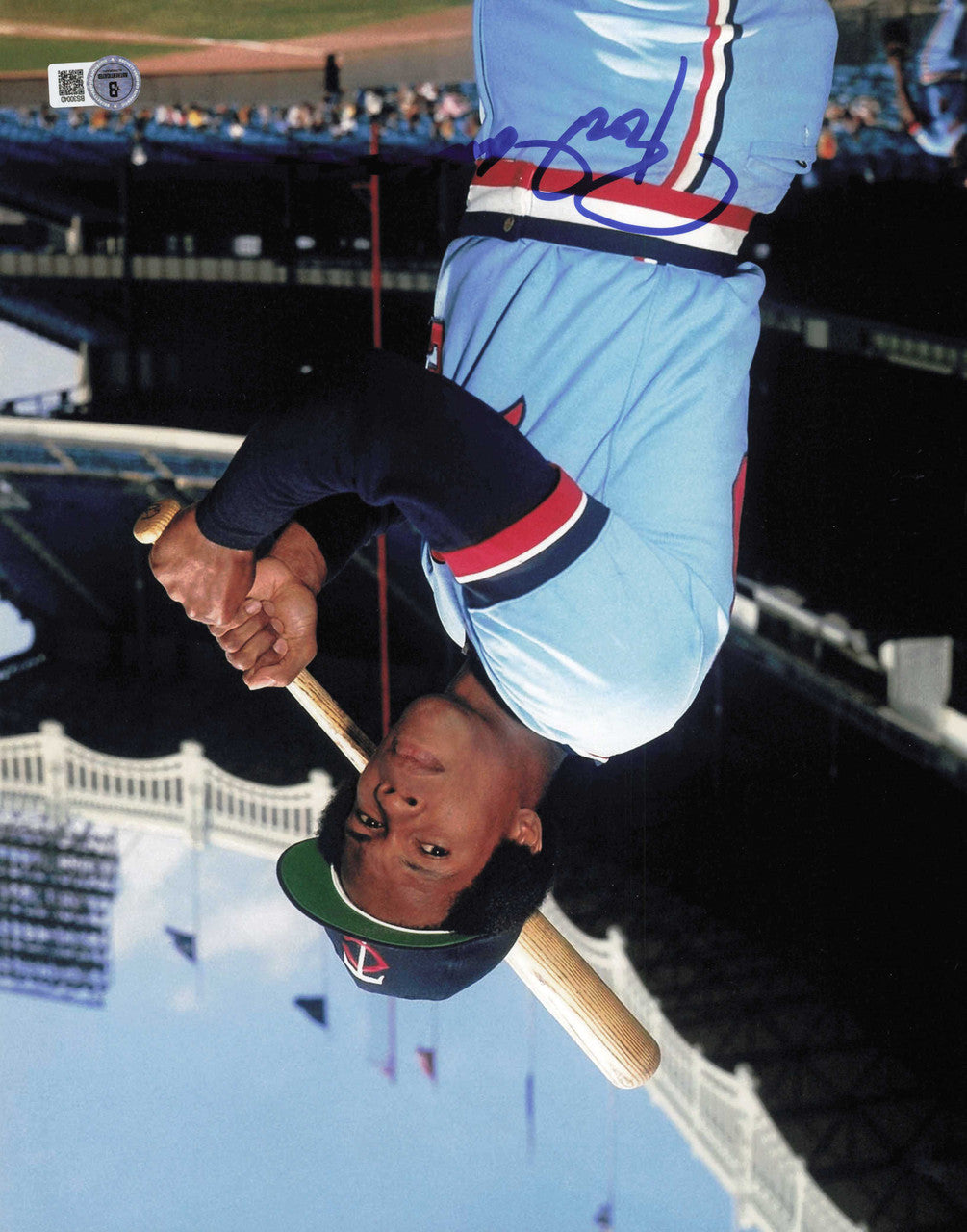 Rod Carew Autographed 11x14 Photo Minnesota Twins Beckett BAS QR #BS30040