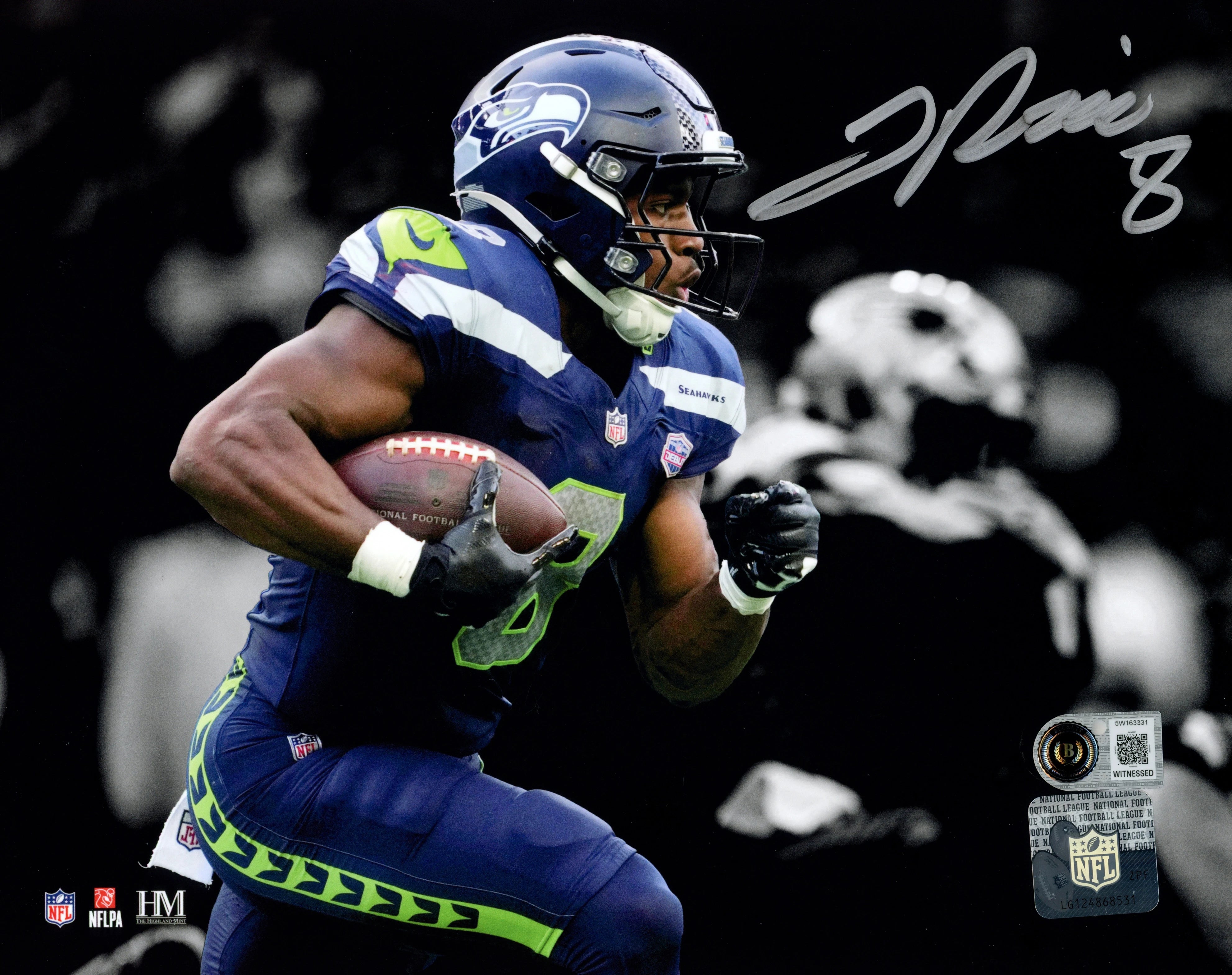 Jadarian Price Autographed 8x10 Photo Seattle Seahawks - Beckett BAS Authenticated