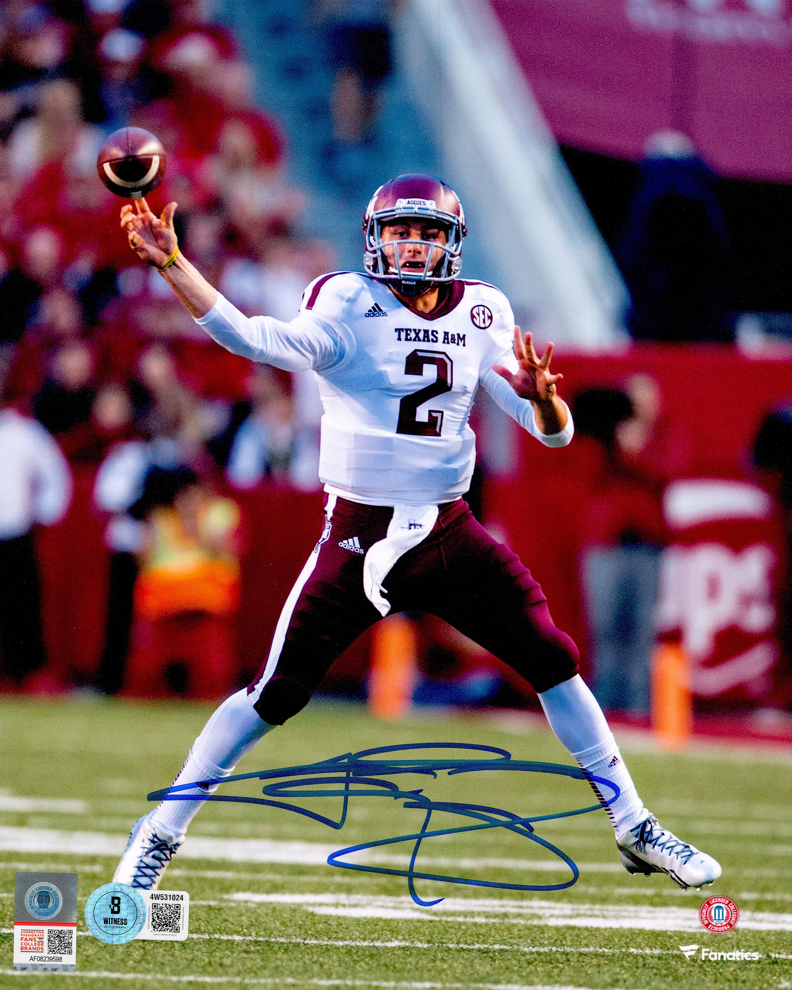 Johnny Manziel Autographed 8x10 Photo Texas A&M Aggies Beckett BAS Witness