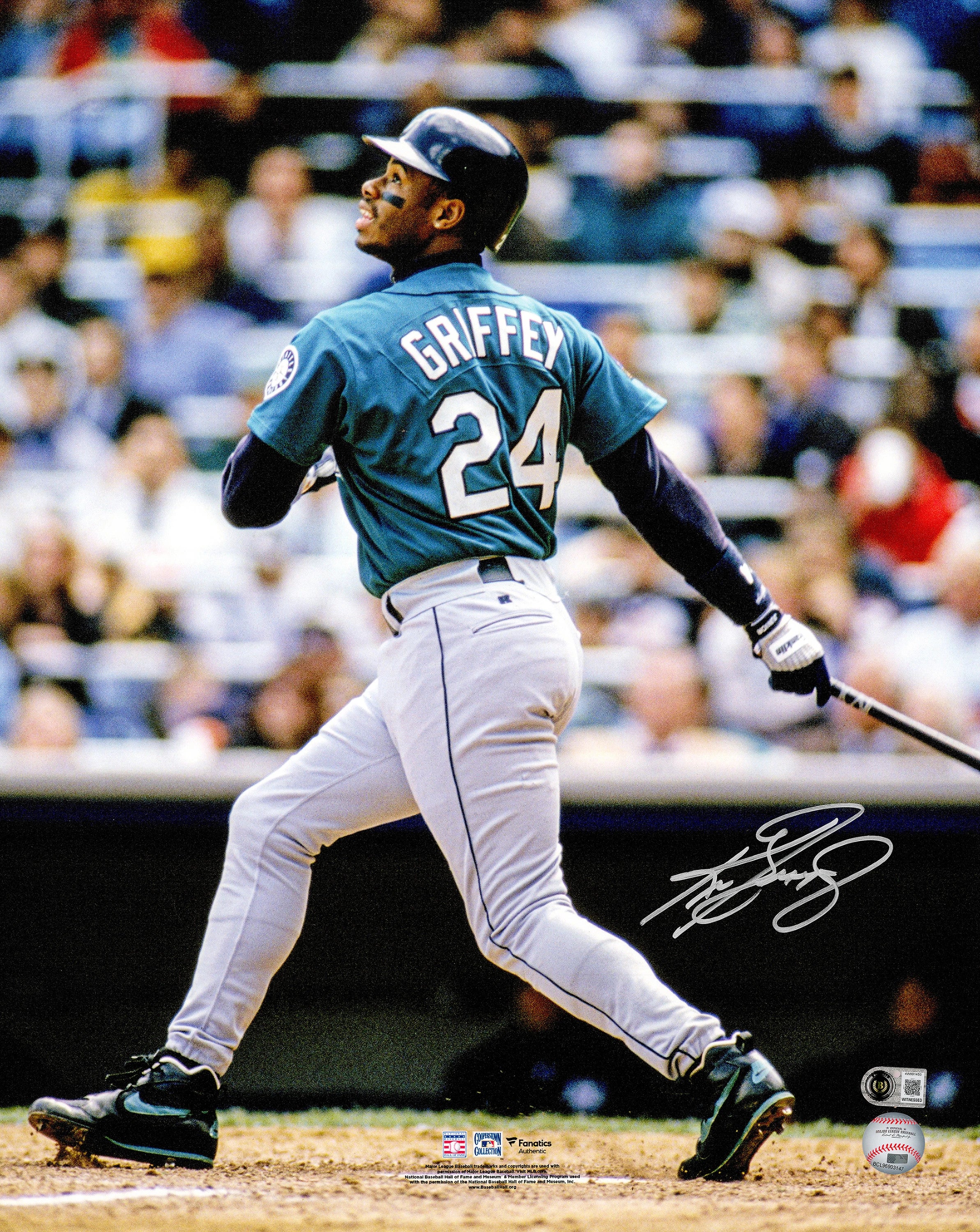 Seattle Mariners Ken Griffey Jr. Autographed 16x20 Action Photo - BAS Witnessed