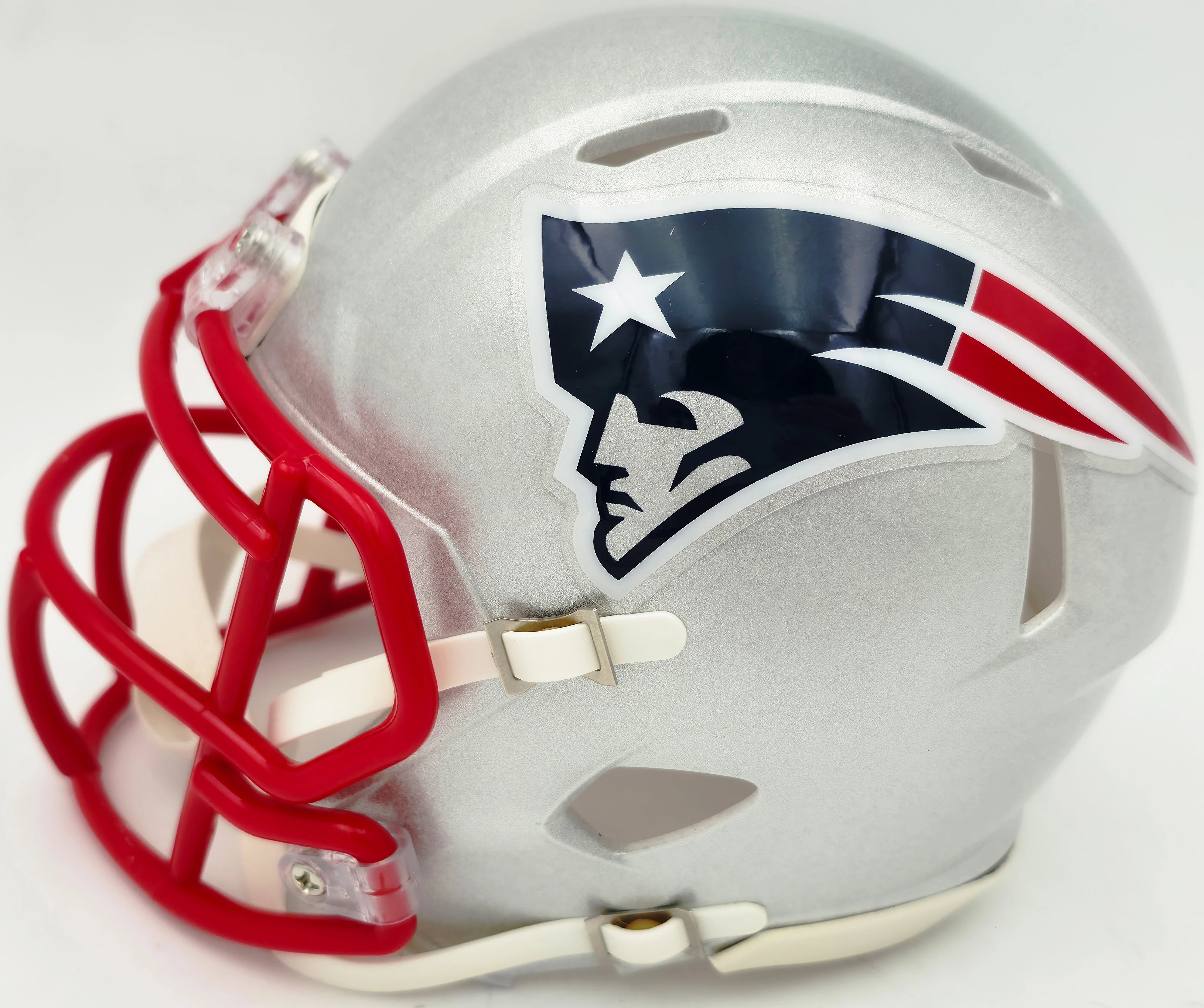 Mike Vrabel Autographed New England Patriots Silver Speed Mini Helmet - JSA Witness Authenticated