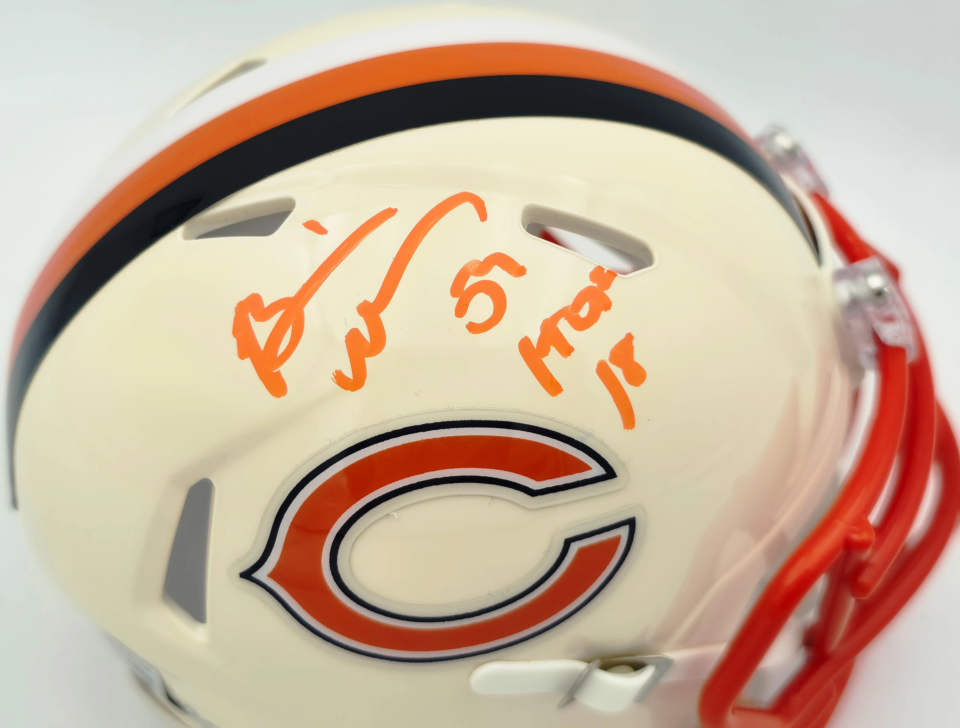 Brian Urlacher Autographed Chicago Bears Cream Retro Speed Mini Helmet ("HOF 18" Inscription) - Beckett BAS Witness Authenticated