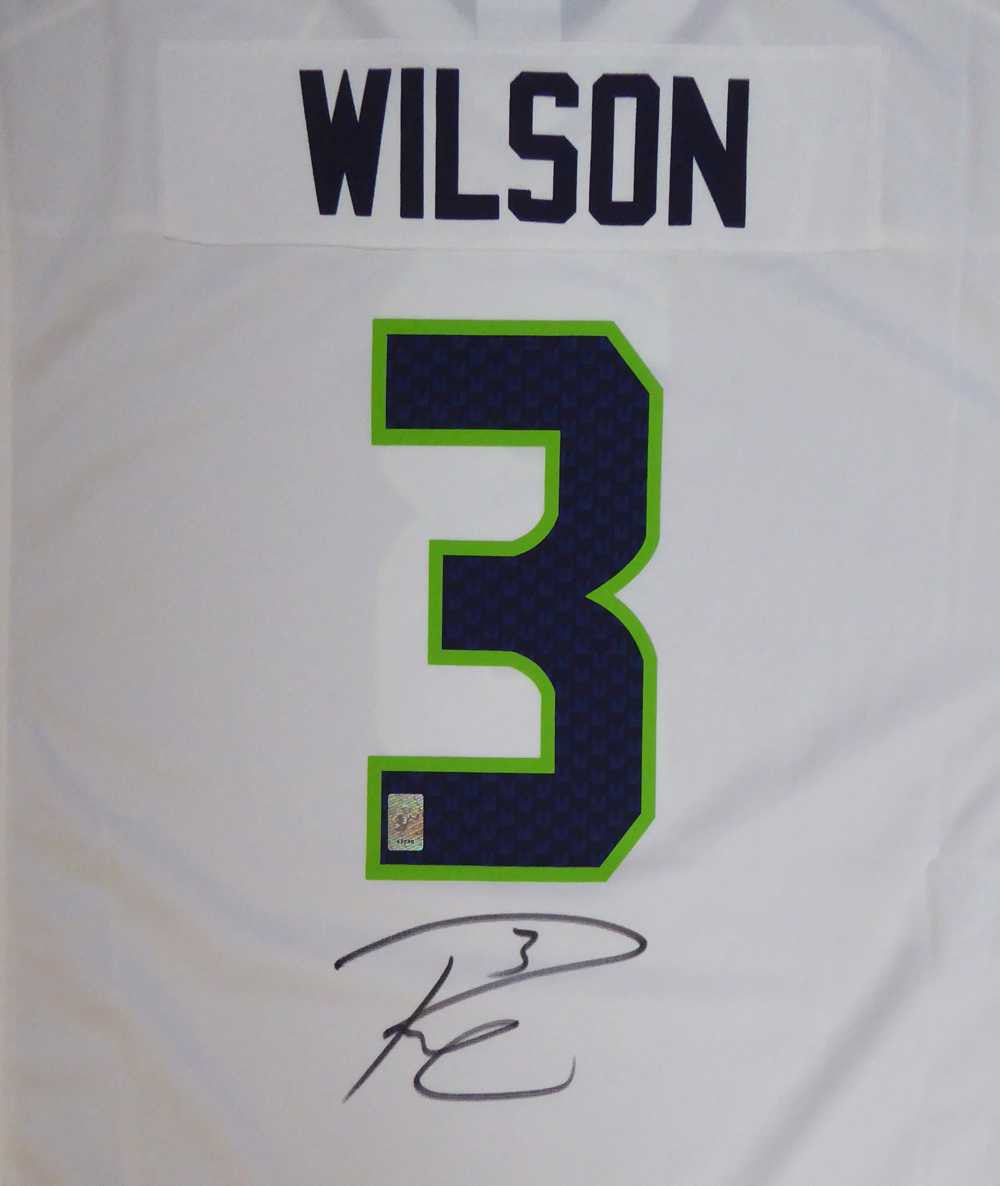 Seattle Seahawks Russell Wilson Autographed White Nike Jersey Size XXL RW Holo