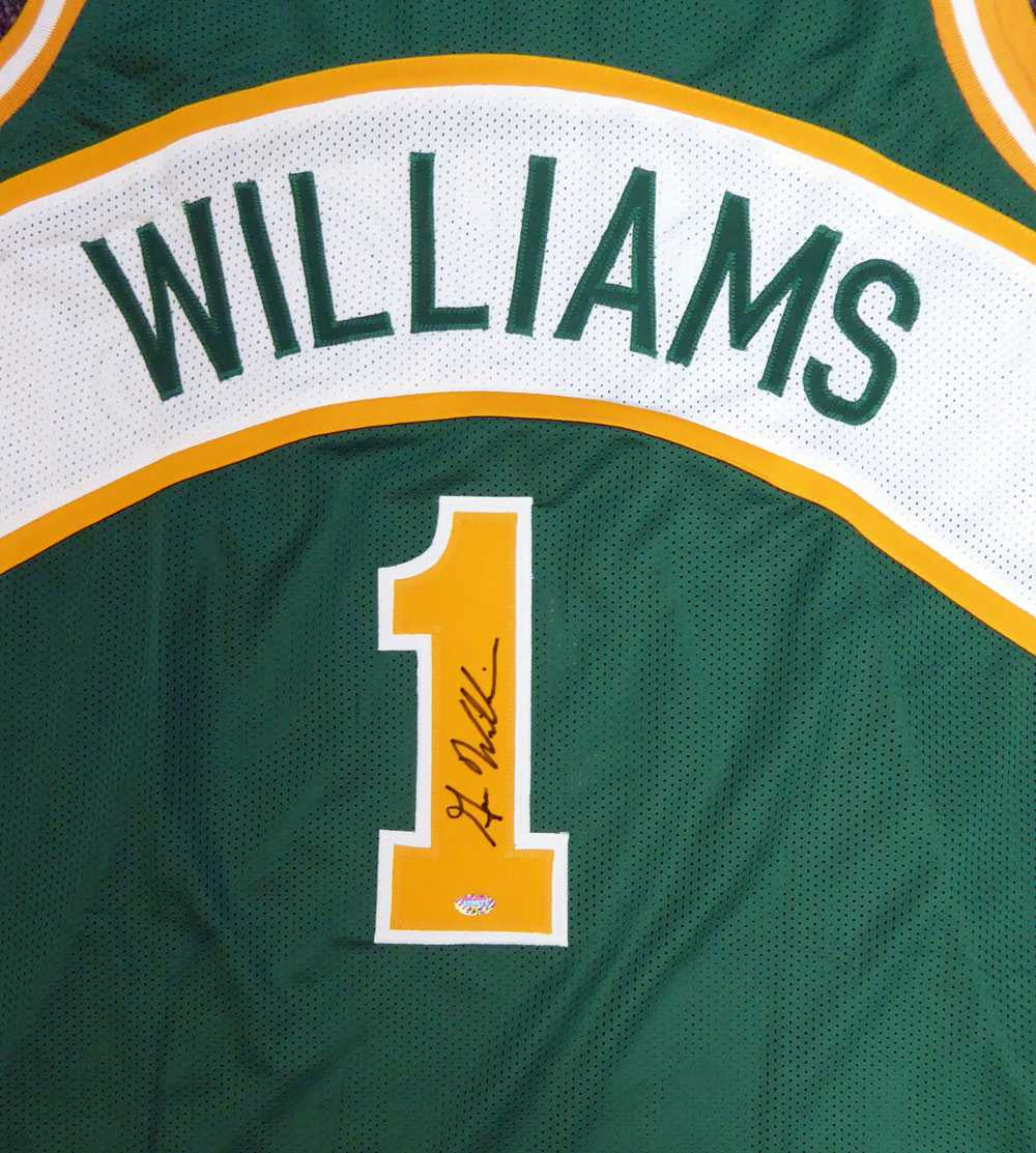 Seattle Sonics Gus Williams Autographed Green Jersey MCS