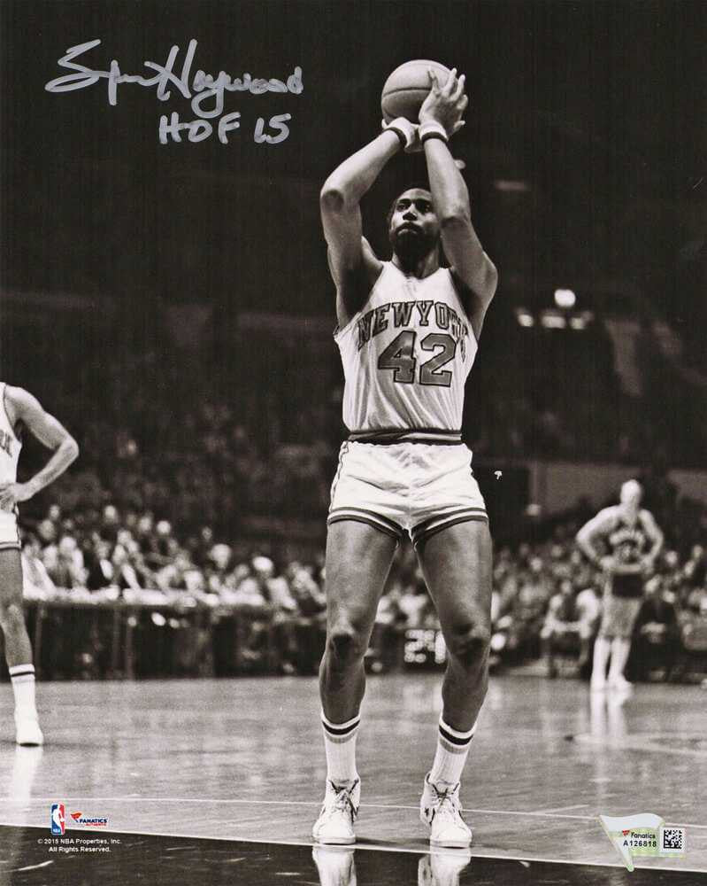 Spencer Haywood Signed New York Knicks B&W 8x10 Photo w/HOF'15 - Schwartz Authenticated