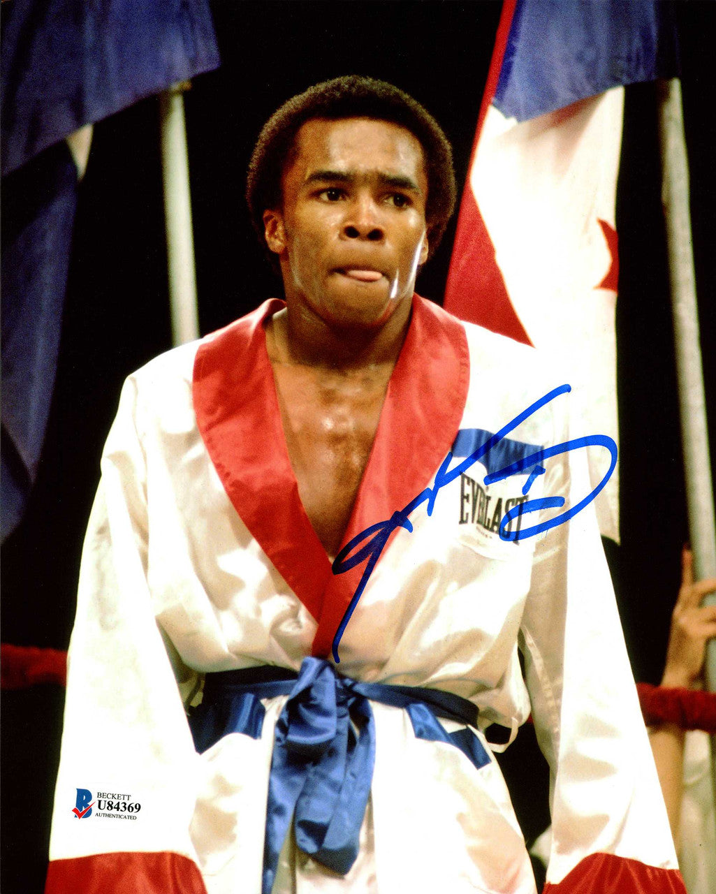 Sugar Ray Leonard Autographed 8x10 Photo Beckett BAS Stock #178123