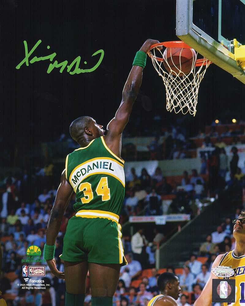 Xavier McDaniel Signed Seattle Supersonics Dunking Action 8x10 Photo - Schwartz Authenticated
