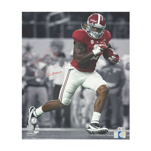 Derrick Henry 15 Heisman Autographed Alabama 16x20 Football Photo - BAS (Red Ink, Red Jersey)