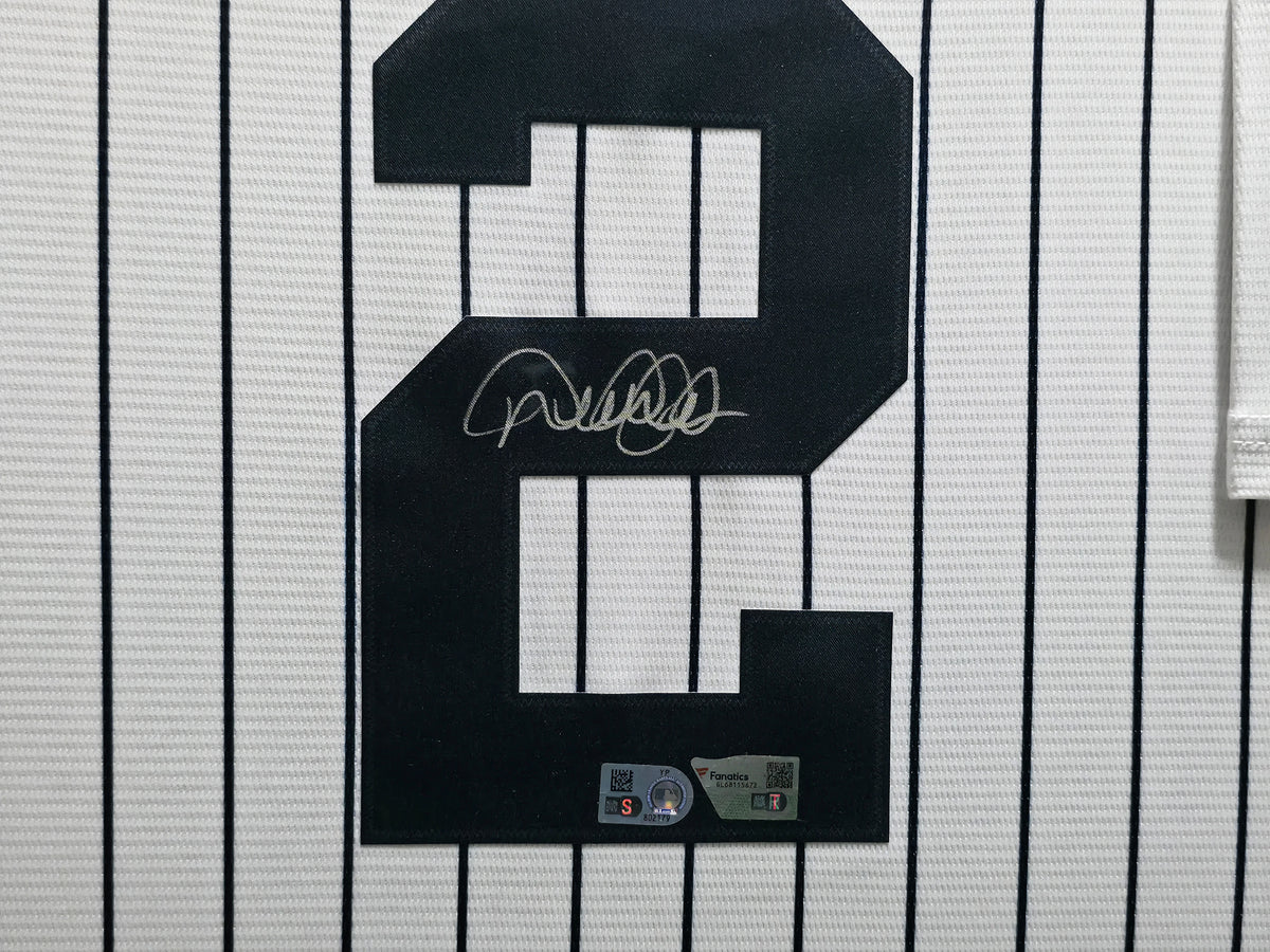 Derek Jeter Autographed Framed Yankees White Nike 2020 HOF Patch Jersey | Fanatics #GL68115672