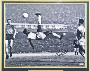 Pele Autographed Framed 16x20 Photo CBD Brazil | PSA/DNA Hologram #U84393