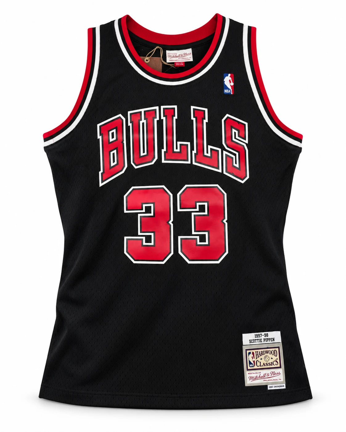 Scottie Pippen Autographed Chicago Bulls Mitchell & Ness 97-98 Black Jersey | Beckett Witnessed