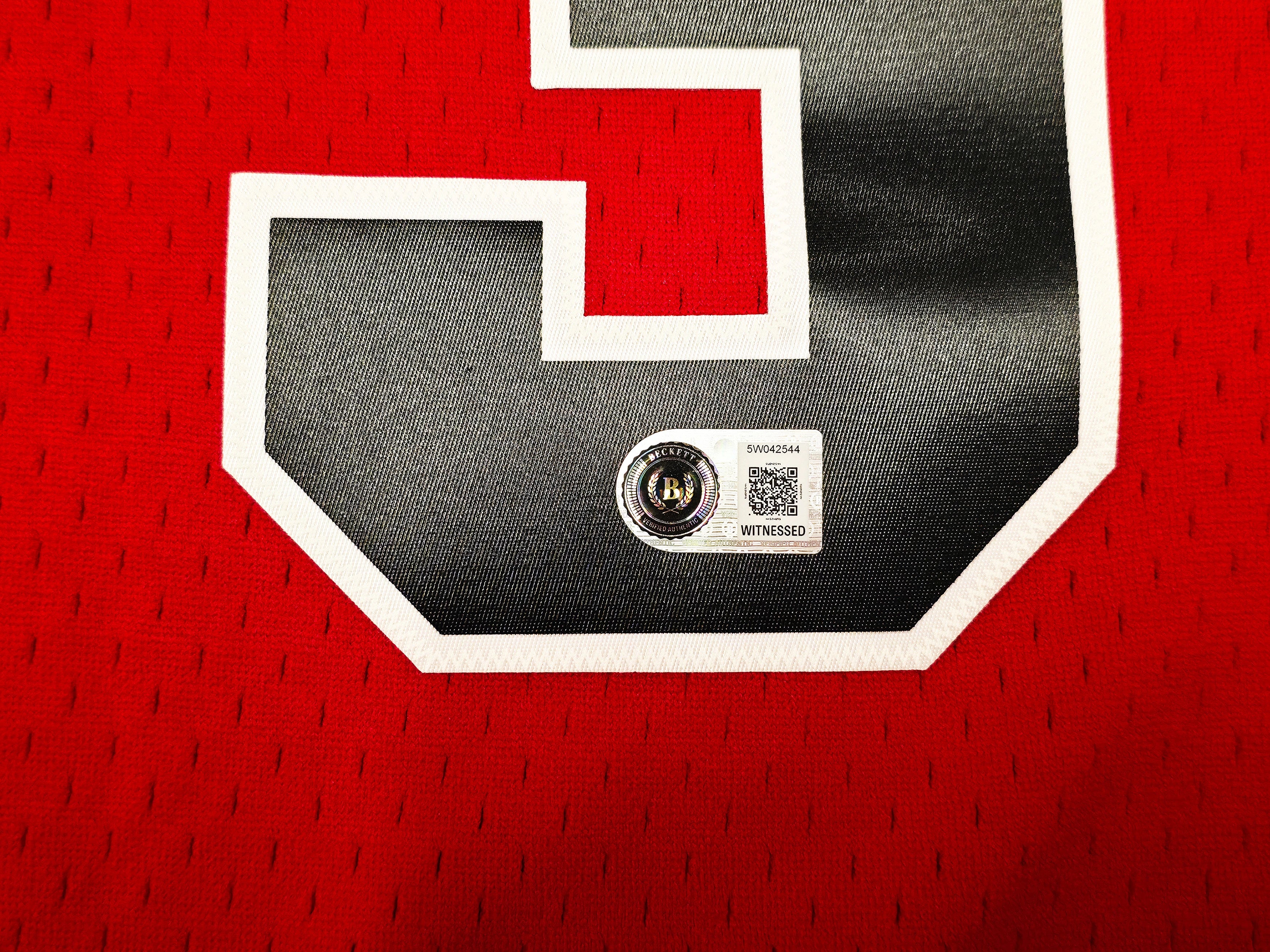 Scottie Pippen Autographed Chicago Bulls Mitchell & Ness 97-98 Red Jersey | Beckett Witnessed