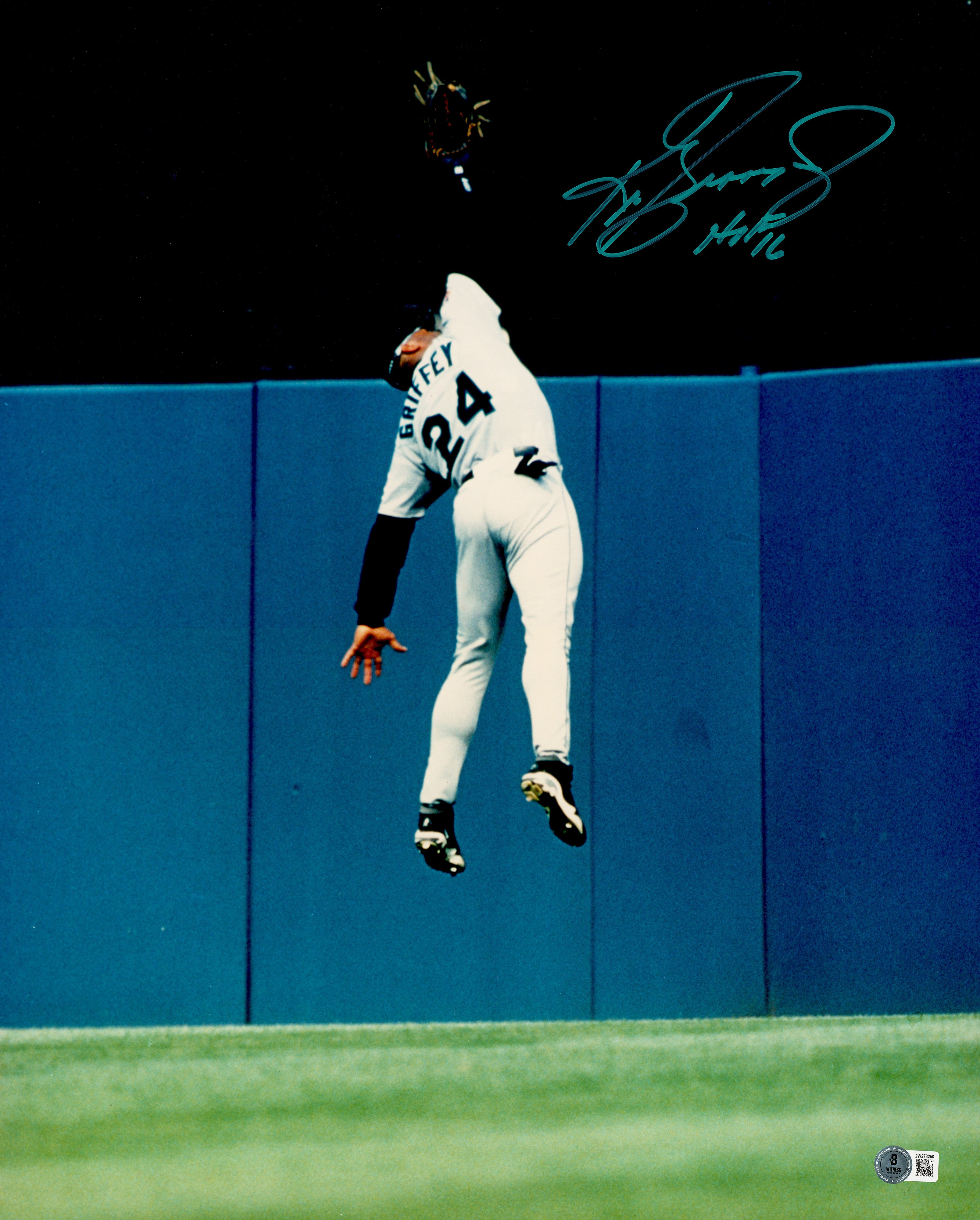 Ken Griffey Jr. Autographed 16x20 Wall Catch Photo "HOF 16" Mariners BAS Witness