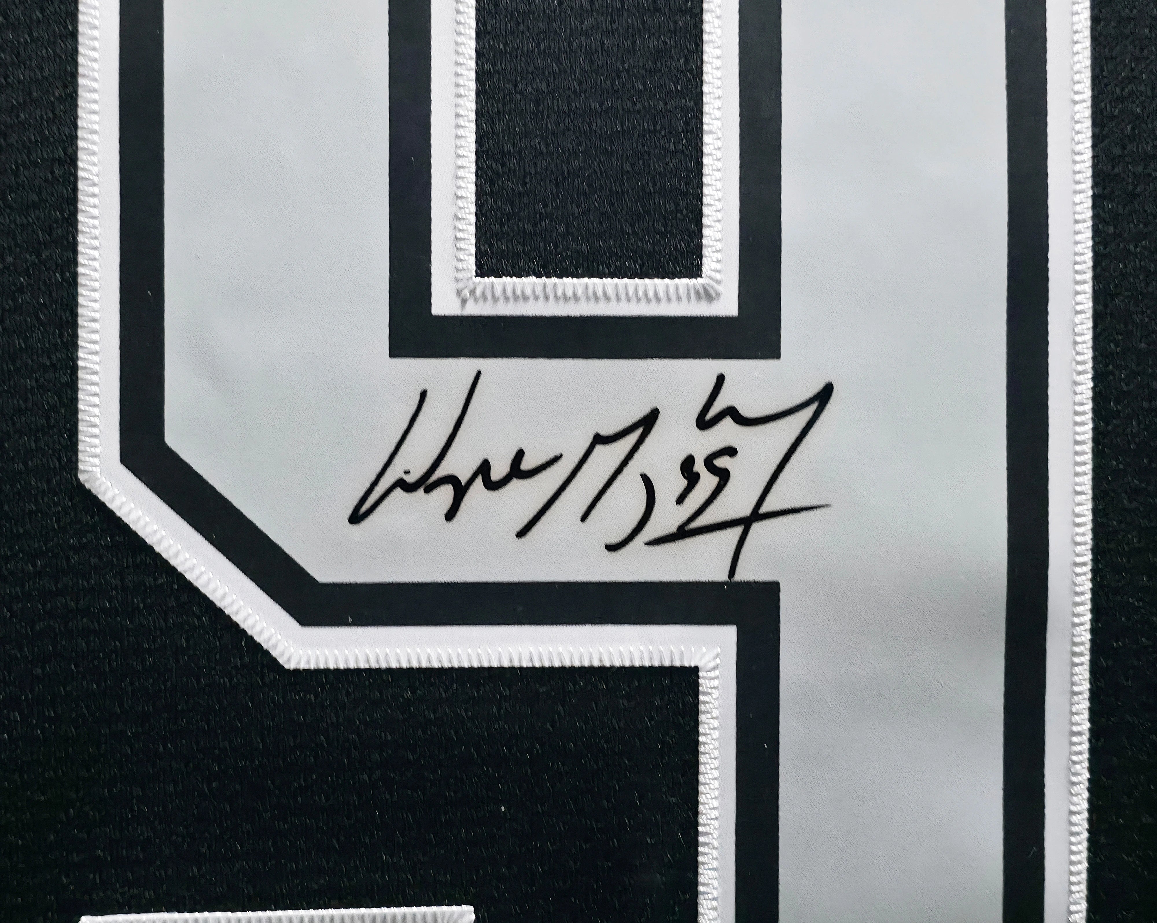 Wayne Gretzky Autographed Los Angeles Kings 1992-93 Throwback Jersey Framed | UDA