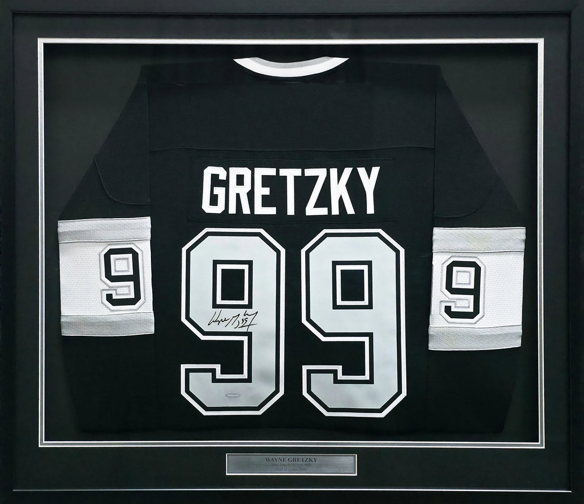 Wayne Gretzky Autographed Los Angeles Kings 1992-93 Throwback Jersey Framed | UDA